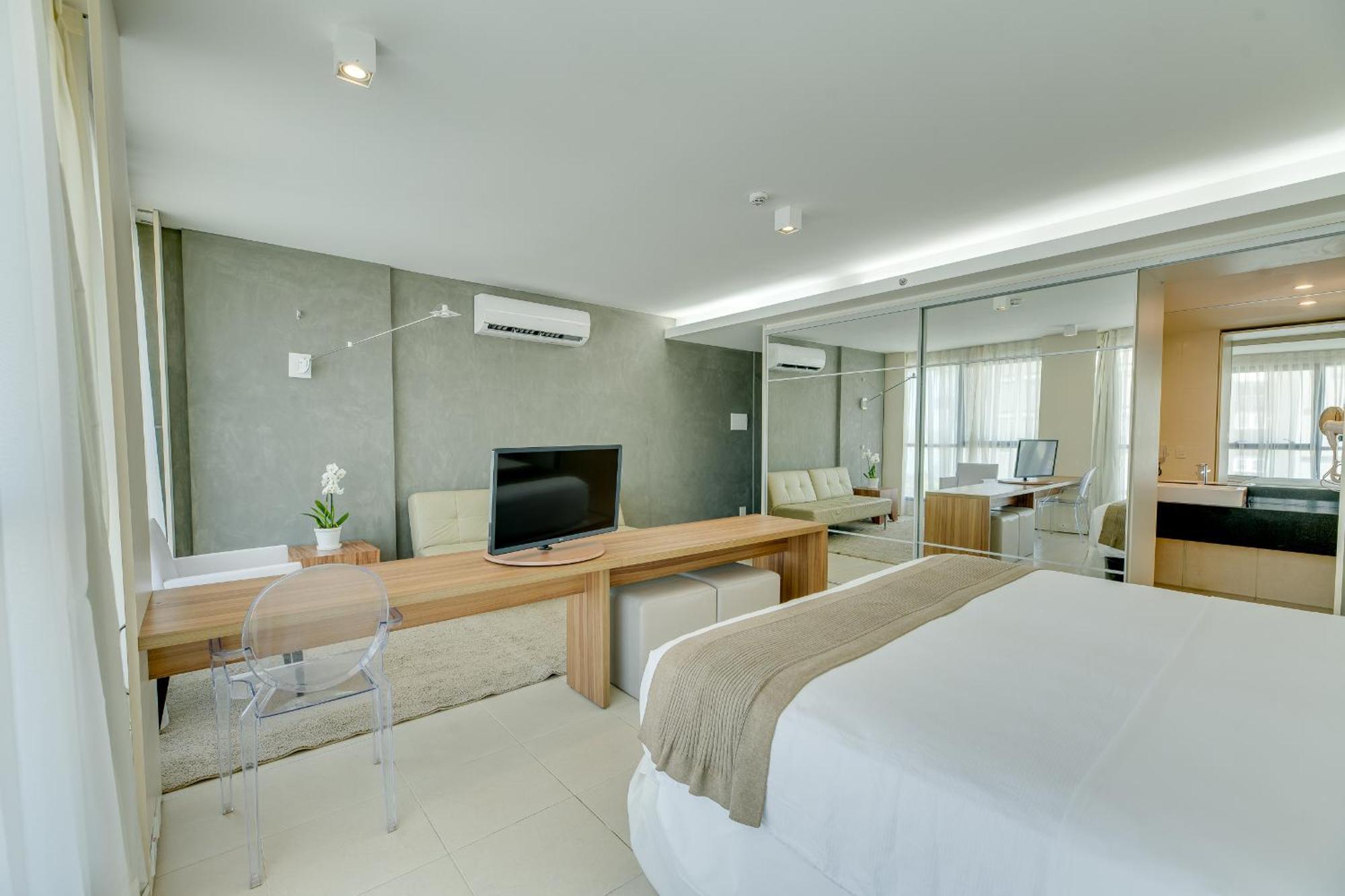 Premium Suite Partial Sea View,1698954059:JPEG